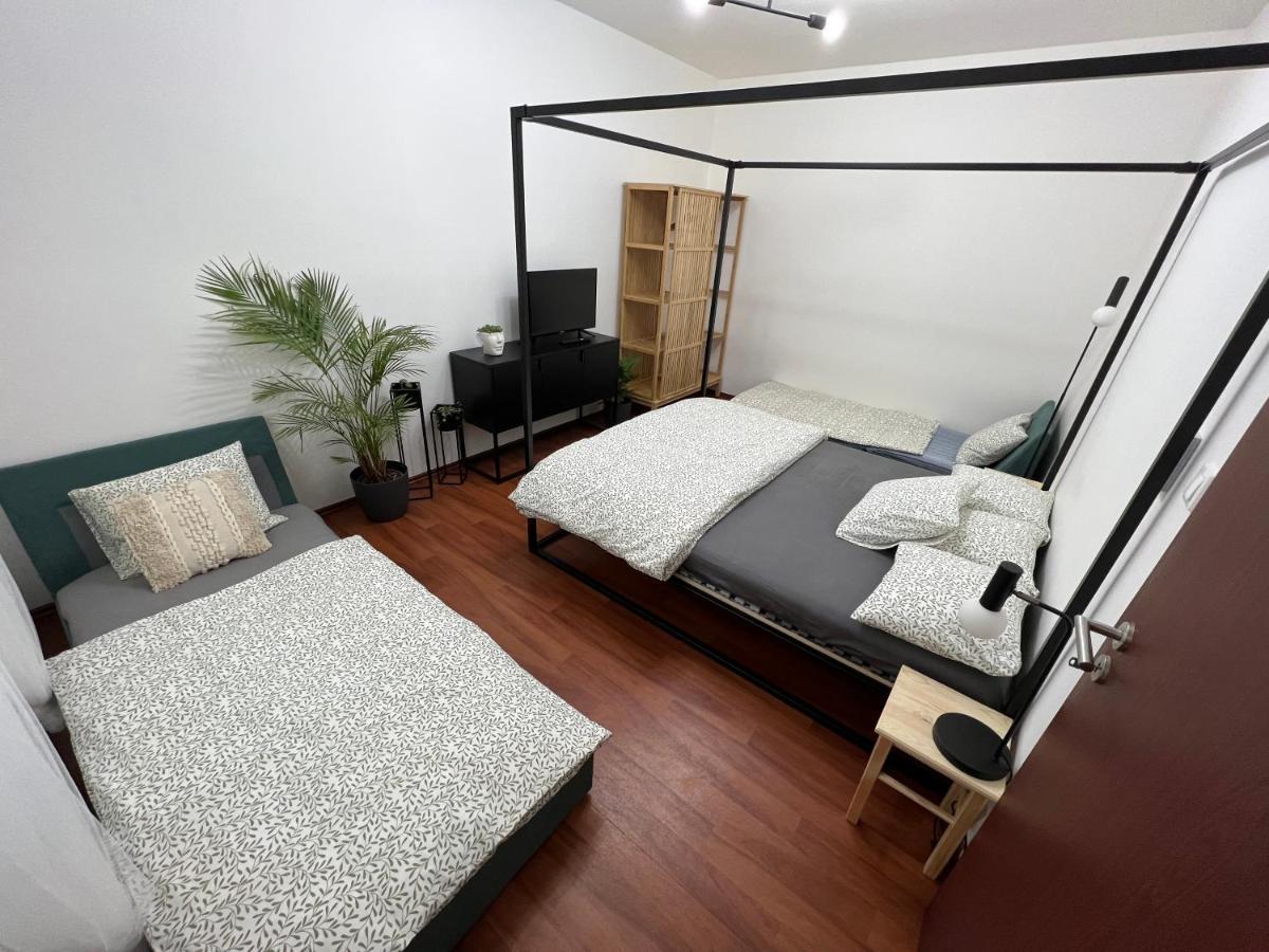 Susilova 14 Apartments I เจรรอฟ ภายนอก รูปภาพ